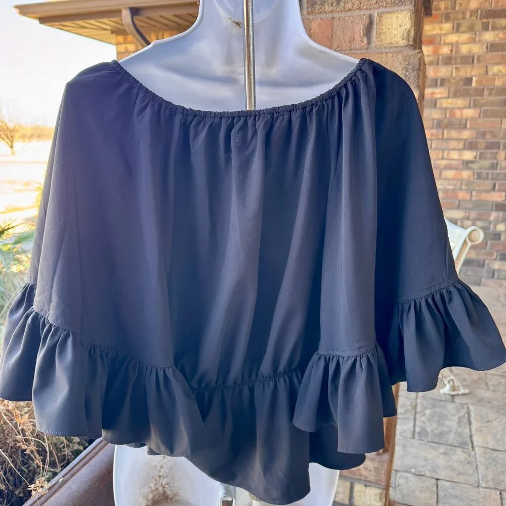 Boston Proper Blouse; flutter sleeve, rich black; XS - Picture 4 of 15